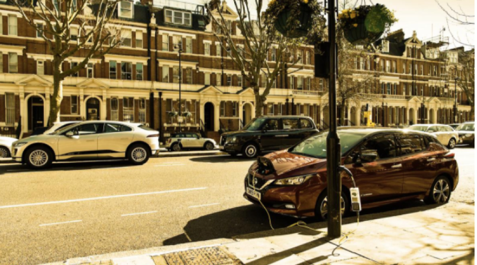 Clean air for all: Lampposts to charge electric cars